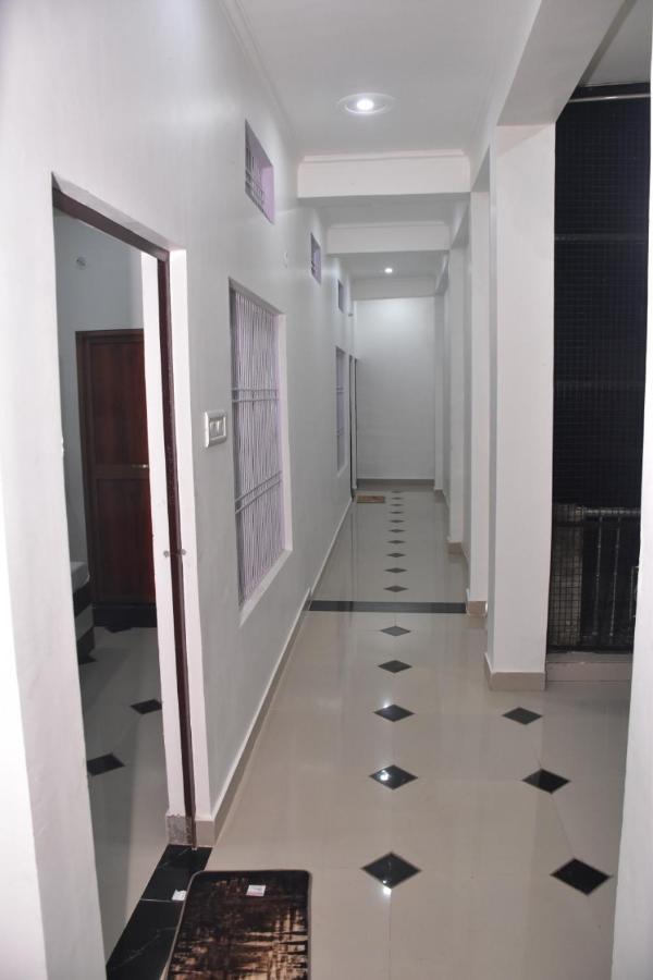 Shree Gorakhnath Guest House Ayodhya エクステリア 写真