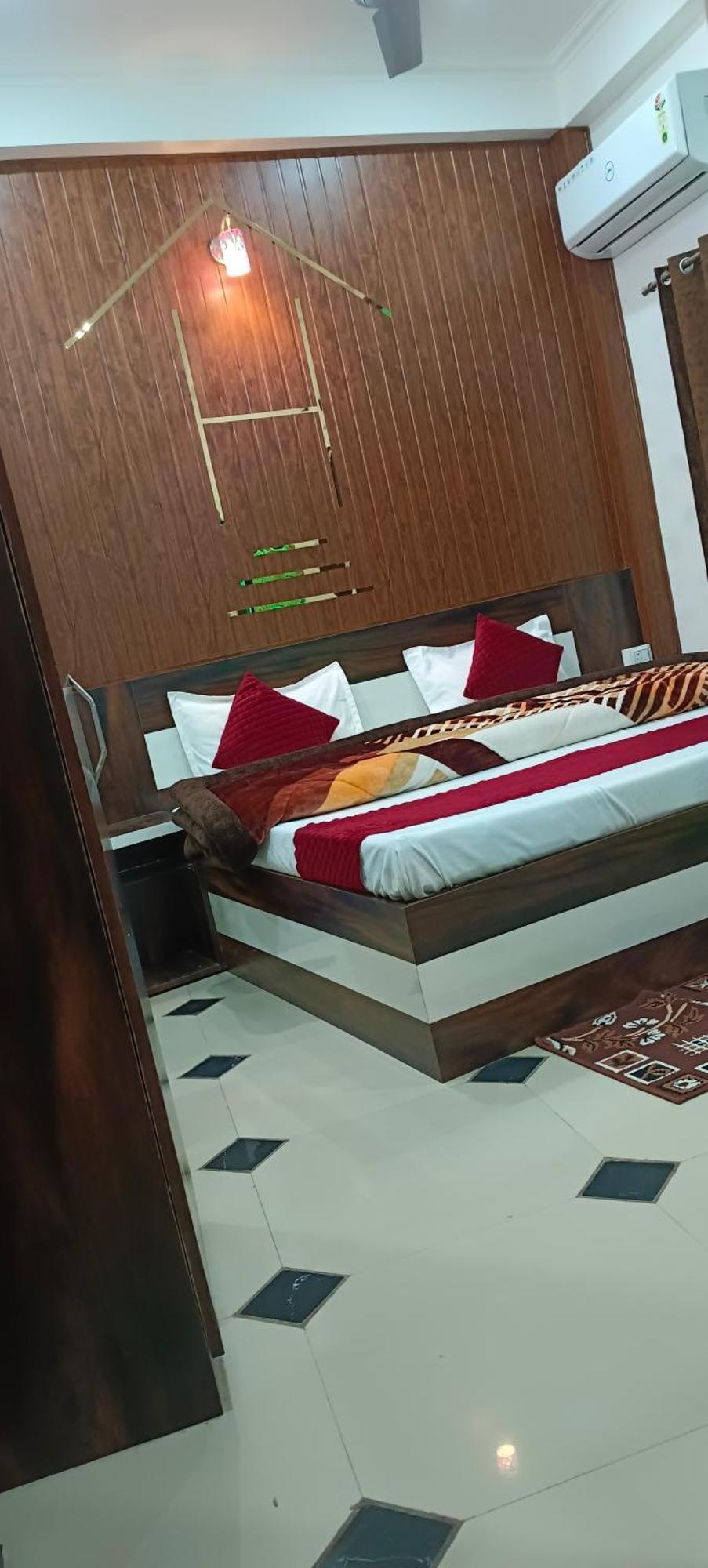 Shree Gorakhnath Guest House Ayodhya エクステリア 写真