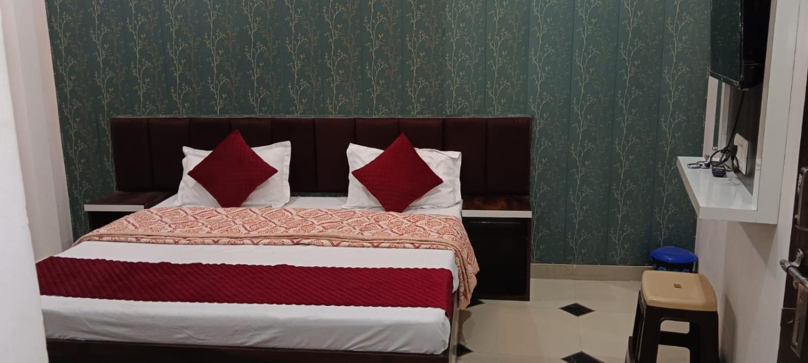 Shree Gorakhnath Guest House Ayodhya エクステリア 写真